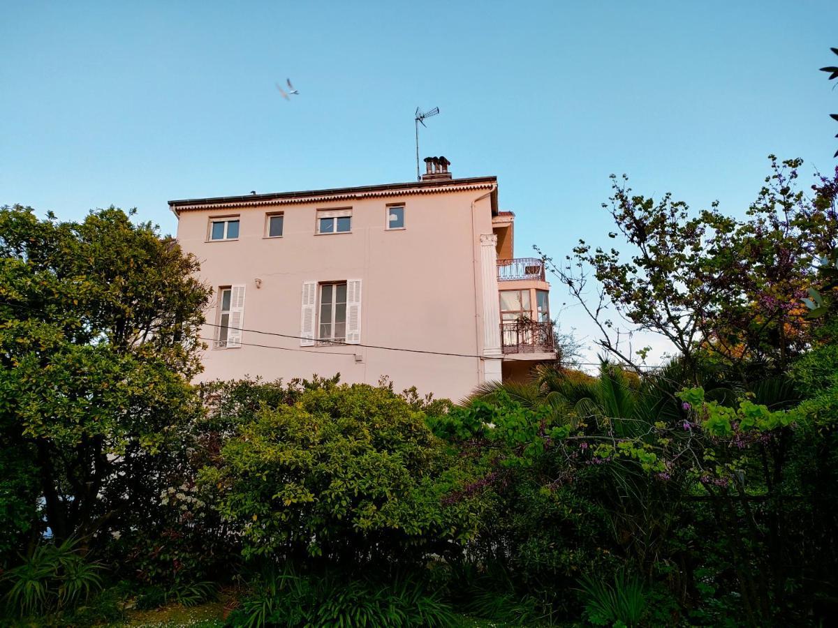 3 Rooms, 2 Bathrooms, In A Villa. Lightfull, Quiet And Charm Apartamento Cannes